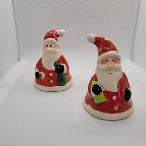Vintage ceramic Santa salt and pepper shakers